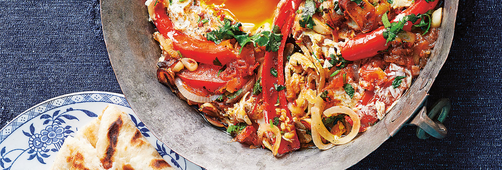 Flavors: Afghan Breakfast Eggs Tokhme Banjanromi