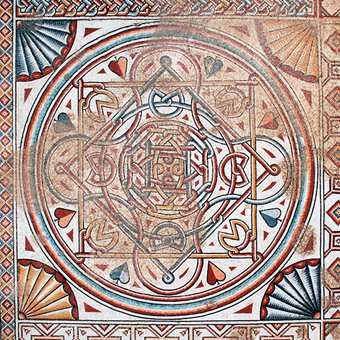 <p>In addition to the unique shells, Panel 5 has typical entwined circles in the center, but the outer portion has a unique pattern based on squares with a single rope and leaves.</p>
