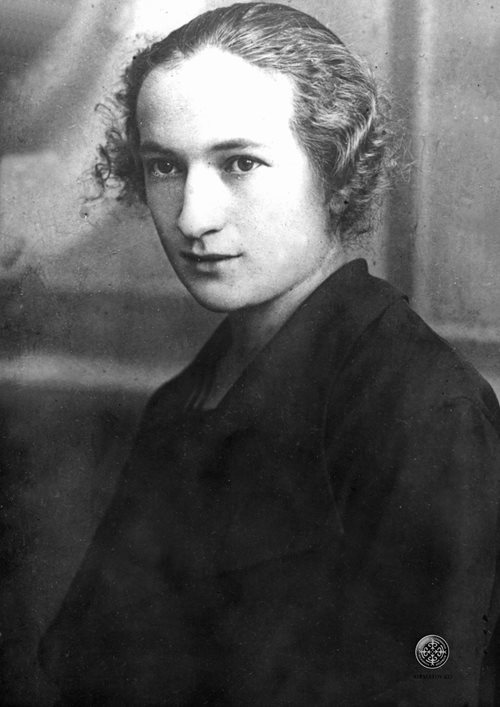 Nagima Aitmatova, mother of Chingiz and Roza, who for two decades, &quot;lived ... with transparently deceptive hopes that Törökul would return.&quot;
